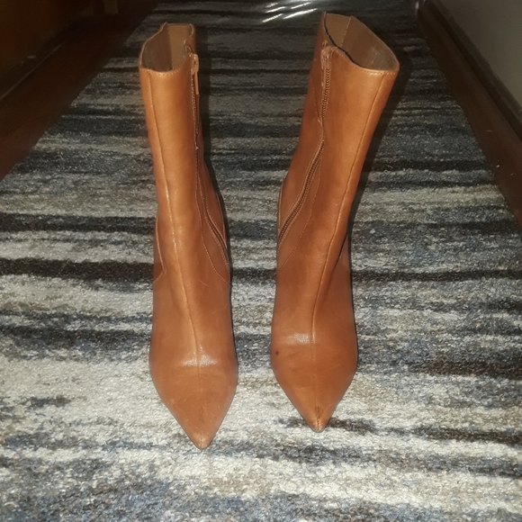 Ankle Boot - Picture 4 of 4